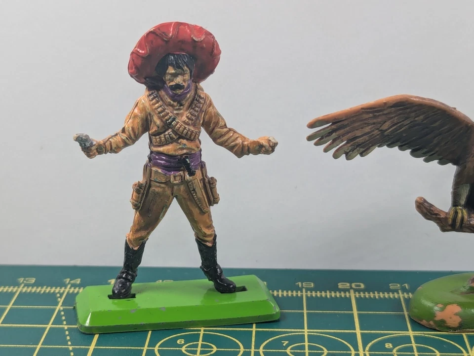 Britains Deetail Vintage Western Figures Cowboy Eagle Mexican - Image 2 of 4