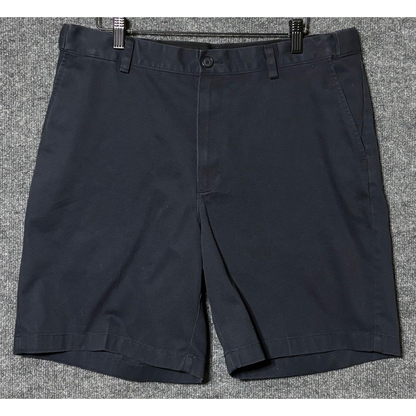 LL Bean Comfort Waist Mens Navy Blue Chino Shorts Size 34 Cotton 8