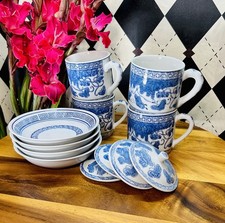 Tea Set 12-Piece Blue  White Chinoiserie Lidded Porcelain Service For 4