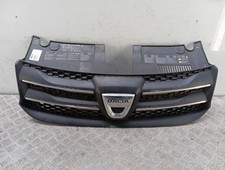 Calandre Dacia SANDERO