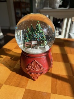 Taylor Swift Christmas Tree Farm Snow Globe New In Box Plays Music Rare