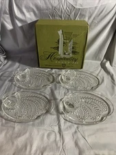 VTG Federal Glass Hospitality Snack Set 4 Plates/4 Cups Homestead Wheat Pattern