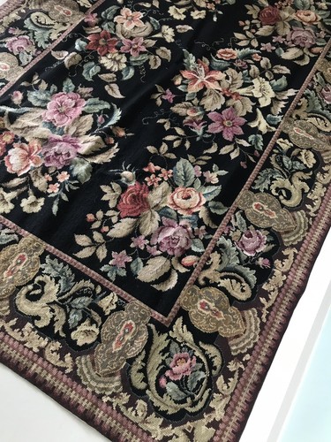 Gorgeous Vintage Pair 4 X 6 Needlepoint Floral Pink Roses Rugs - Picture 2 of 7