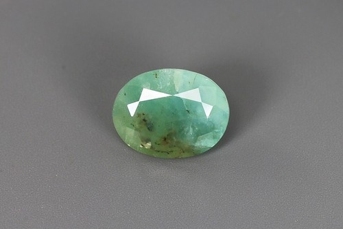 RARE ! GRANDIDIERITE BLEUE VERTE DE MADAGASCAR 3.8 mm X 3.7 mm ★★ p237