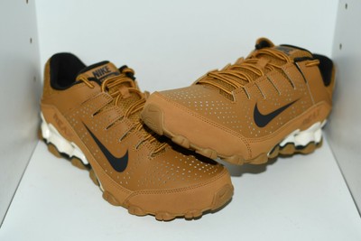 nike reax 8 tr wheat