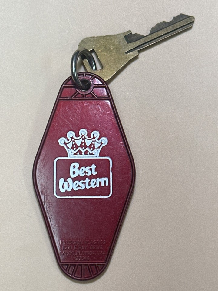 Island Inn Hotel Motel Key Fob & Key Grand Island Nebraska #123 Best ...