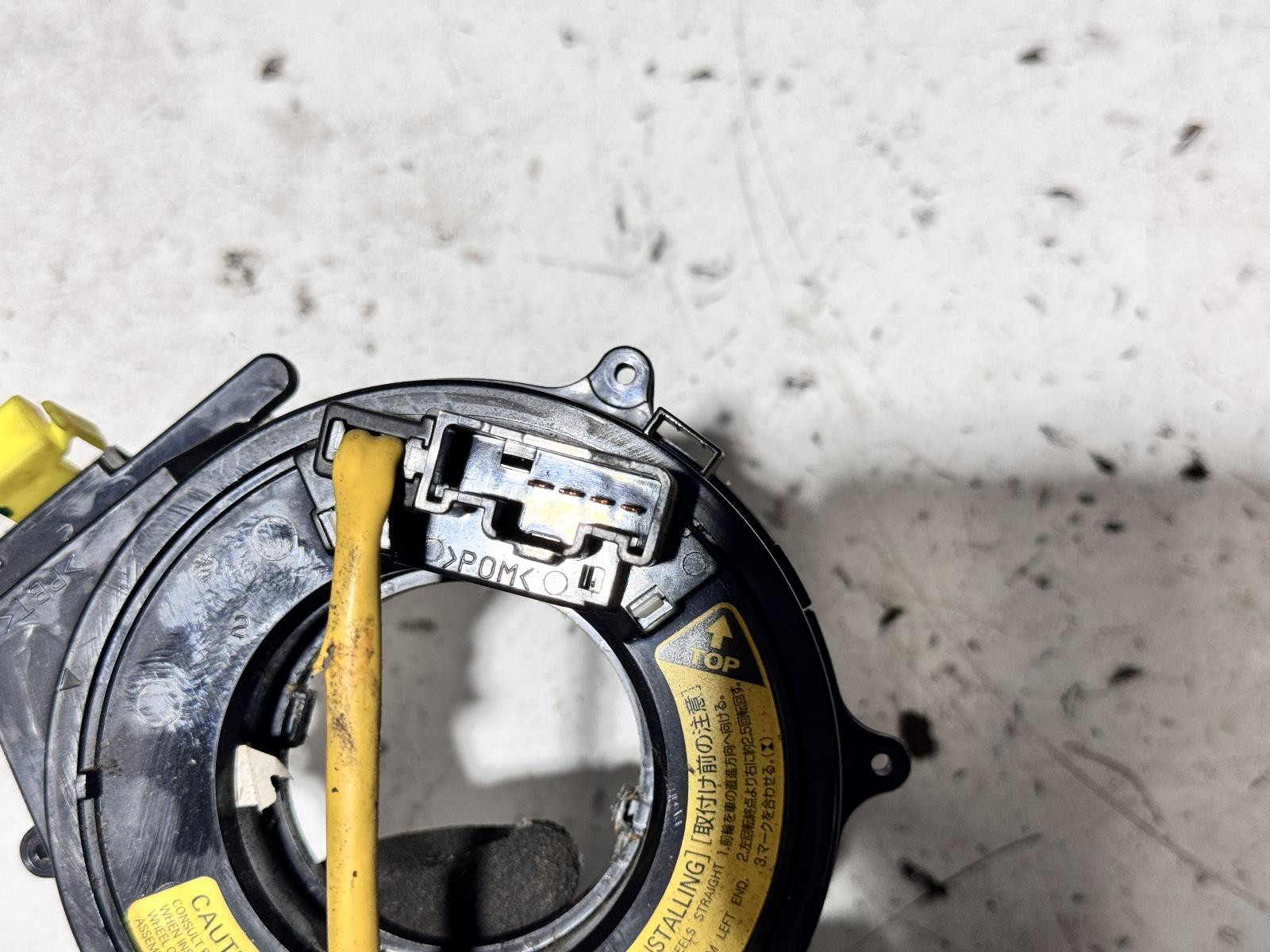 Toyota Avalon Clockspring MCX10 07/2000-06/2005 - thumbnail 4