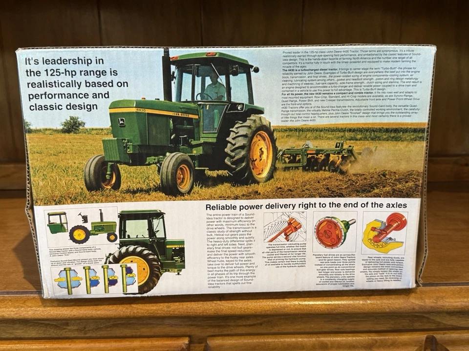 ERTL 1/16 SCALE PRECISION KEY SERIES #1 JOHN DEERE MODEL 4430 TRACTOR - READ - Image 3 of 4