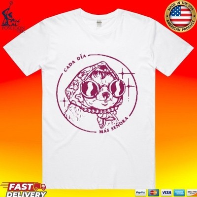 Cada Dia Mas Lucia Sancho Unisex T-shirt