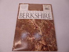 New Berkshire Ultra Sheer Control Top City Beige 2 Plus Pantyhose 4419