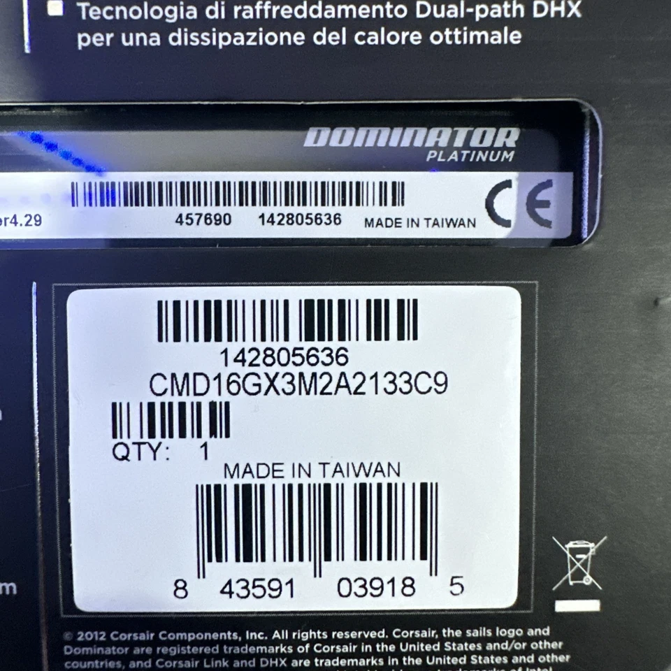 Corsair DOMINATOR PLATINUM 16GB (2x8GB) DDR3 DRAM 2400MHz Desktop Memory  - Image 3 of 3