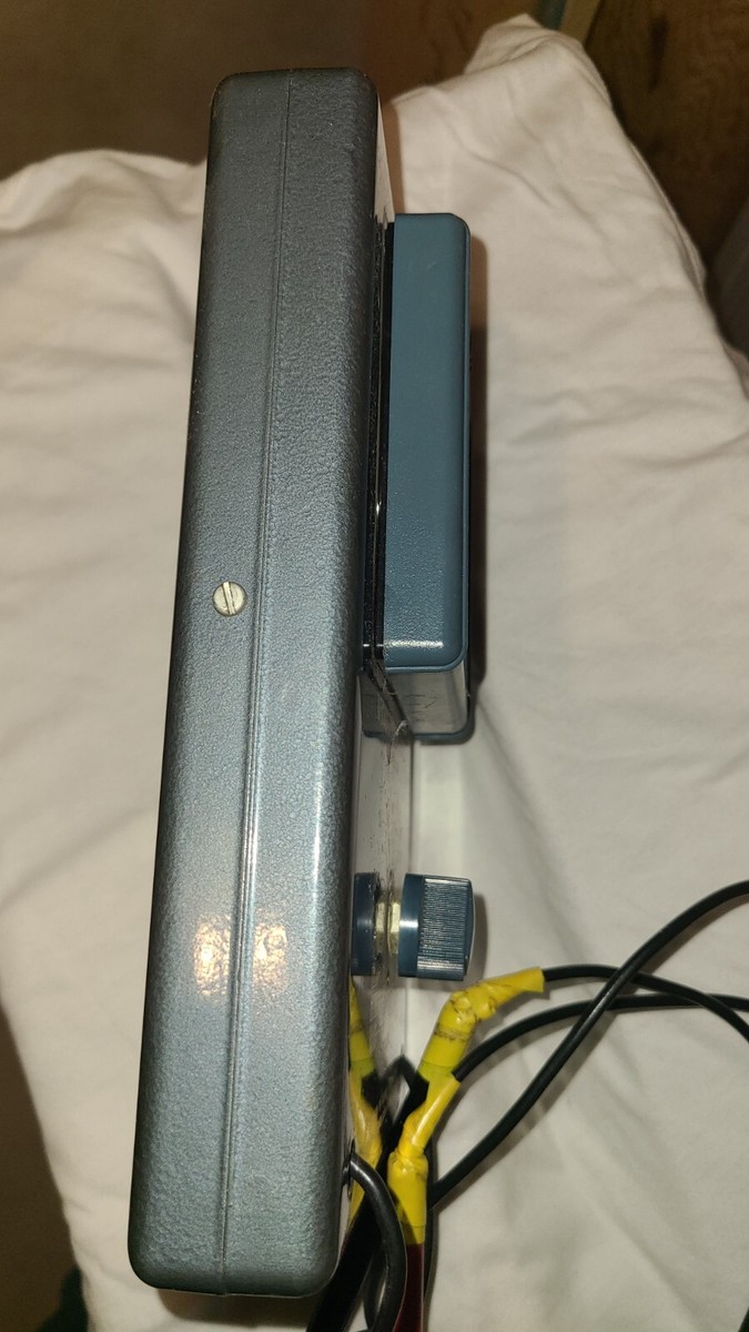 Autres appareils - voltmètre ancien ,testeur batterie, contrôle