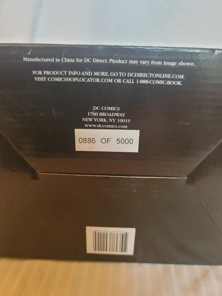 DC Direct ДЕВУШКА-ЯСТРЕБ НА ОБЛОЖКЕ ВСЕЛЕННОЙ СТАТУЯ ХЬЮЗА НОВЫЙ макет от БЭТМЕНА - Изображение 3 из 4