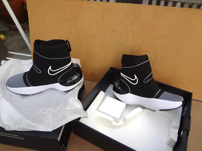NIB Men's 10-12 (Large) Nike x Hyperice Hyperboot Normatec