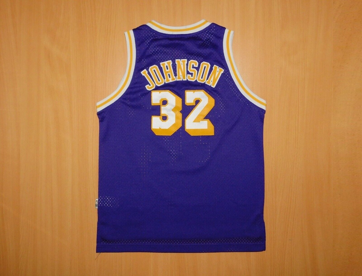 レイカーズ 32 ジョンソン s-l1200.jpg