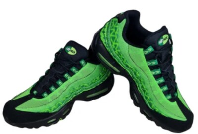 Nike Air Max 95 Naija grün 38,5 NEU