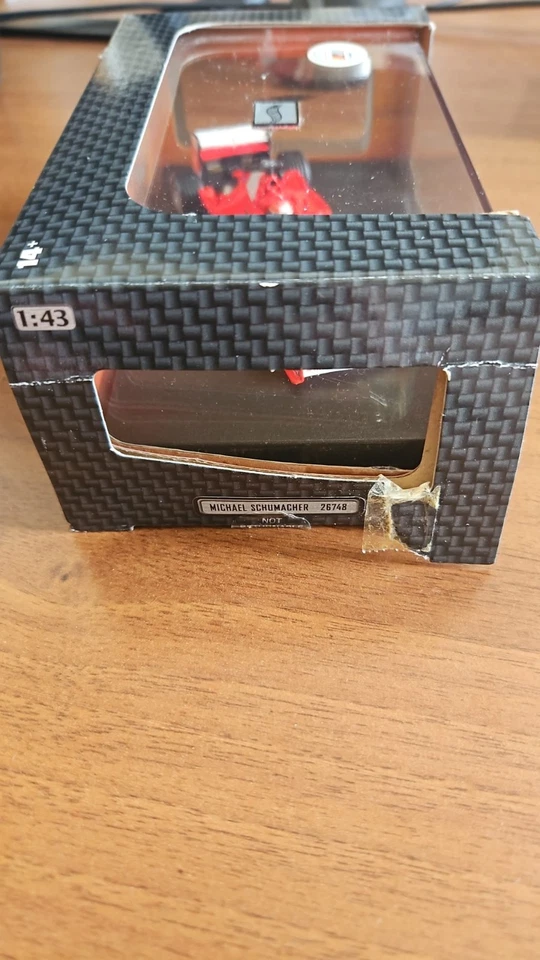 Hot Wheels Racing Ferrari F1 2000 Michael Schumacher Race Car - 1:43 Boxed - Immagine 4 di 4