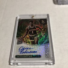 2022-23 Panini Spectra - Icons Autographs Oscar Robertson #IA-OSC Meta 25 /25