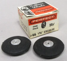 Perfect #66 pair BALLOON WHEELS 1 3/8" STREAMLINE tires planes cars UNUSED MIB