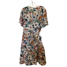 Cupshe Women Wrap Dress Medium Beige Floral Flutter Sleeve Midi Tie Waist EUC!