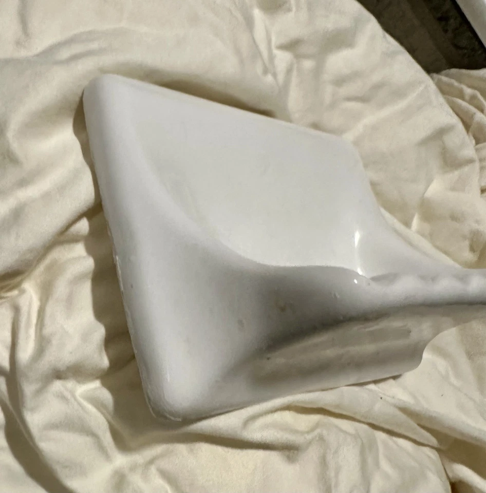 Vintage White Ceramic Soap Dish Shower Tray Tile In Mid Century Modern Retro - Image 4 of 4