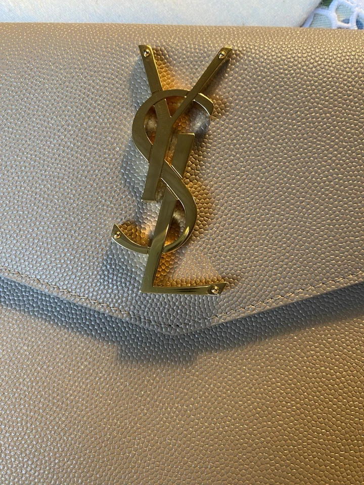 Saint Laurent YSL Pouch Medium Clutch beige genarbtes Leder Gold-Logo Box - Bild 2 von 4