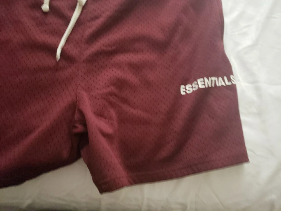 Essentials F.O.G Mens Shorts Size L Burgundy - Image 2 of 4