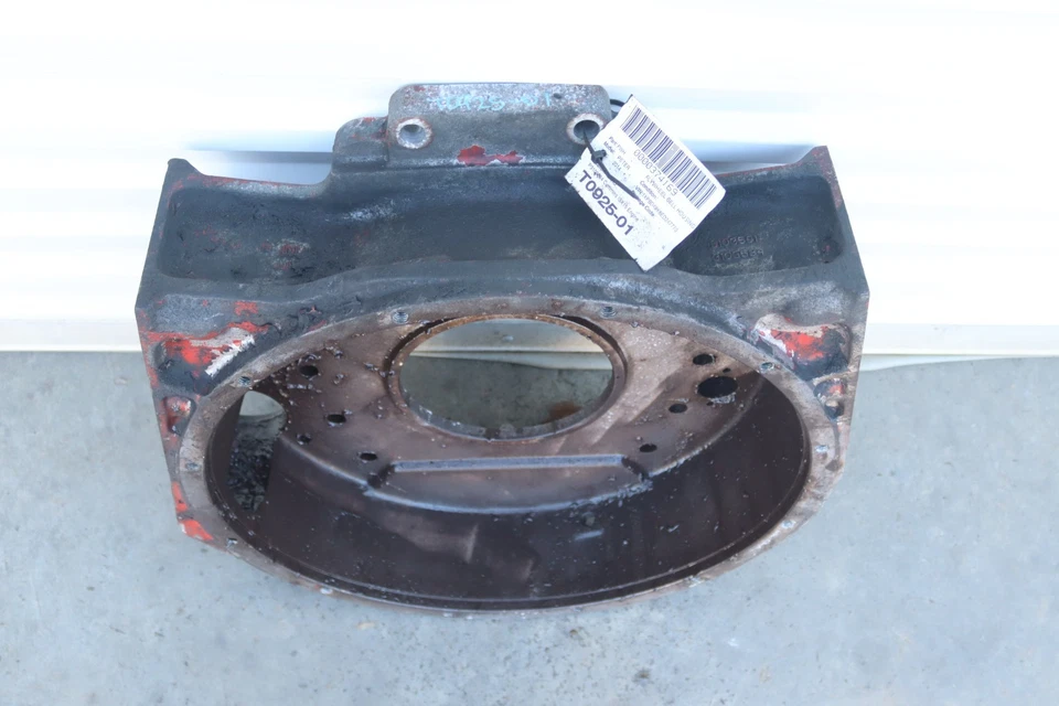 2013-2017 PETERBILT 579 CUMMINS ISX15 ENGINE FLYWHEEL BELT HOUSING P3103584 OEM - Image 3 of 4