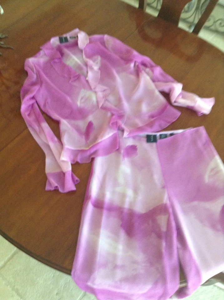 REBAJADO!!! M.A.G. TRAJE 100% SEDA, BLUSA ROSA con PANTALONES DE PIERNA FORRADOS ANCHOS, 6 Foto 2 de 4