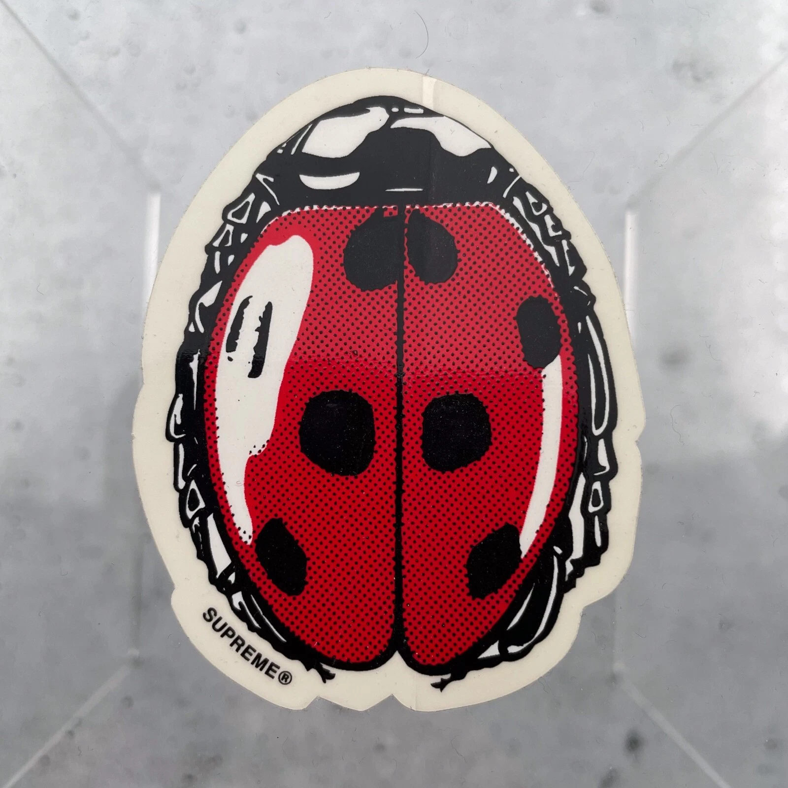 Autocollant décalcomanie Supreme Lady Bug 100% accessoires authentiques