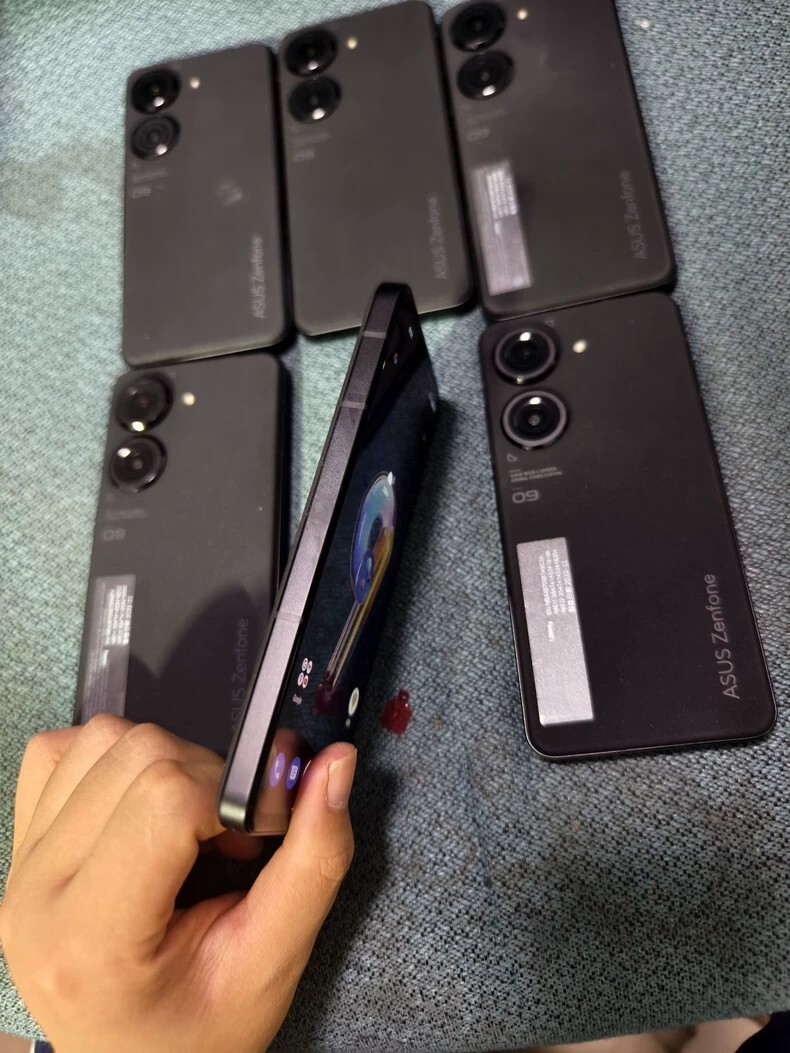【新品未開封】ASUS Zenfone 9 (8GB/128GB)　ブラック Asus Zenfone 9 5G Dual SIM BLACK 5.9