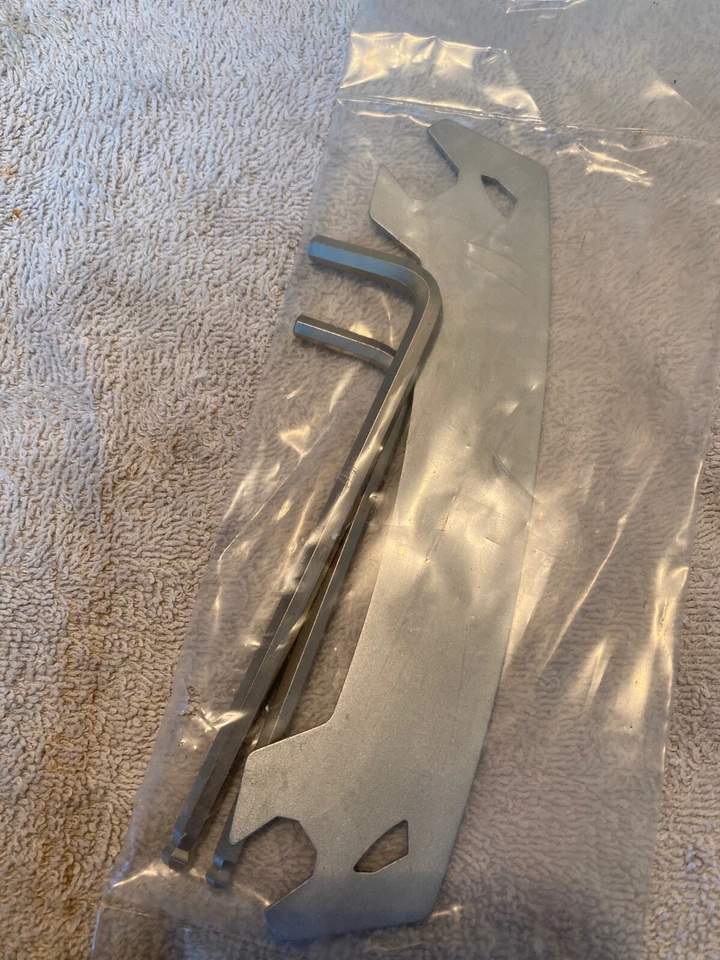 Herramientas especializadas para bicicleta Rip Rock 5 6 llave hexagonal Allen 13 mm 15 mm llave cónica Foto 2 de 2