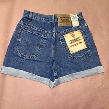 Vintage 1990 s Levis 954 Junior Shorts, Deadstock NWT Size 9