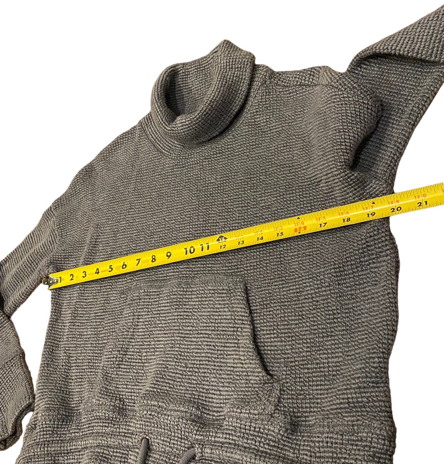sweaty-betty cropped turtleneck crop shirt