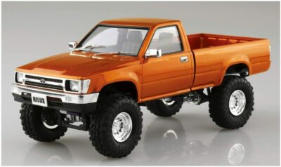 Aoshima JAPAN No.65 TOYOTA RN80 HILUX Custom '95 1/24 Scale Model