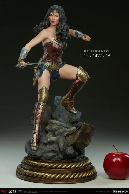Side Show Wonder Woman (Batman vs Superman) Action Figure - Image 2 of 4