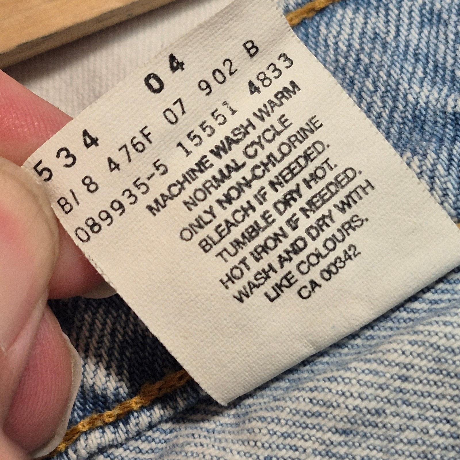 VTG LEVIS 550 JEANS RELAXED FIT TAPERED LEG SIXE 8 MEDIUM 28x30 MADE IN CANADA thumbnail 11