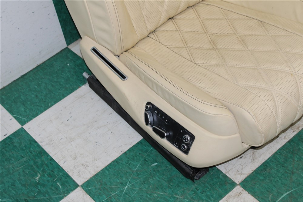 *NOTE* 14' Flying Spur 4DR Beige Leather Heat Cool Front Power Rear Bucket Seats