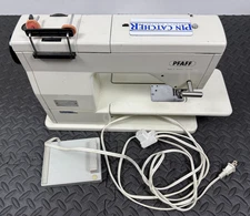 Pfaff Sewing Machine 1222E Heavy Duty Machine 1222E (For Repair / Parts) + Pedal