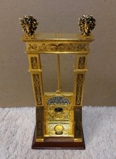 Cortador de cigarros guillotina francesa chapado en oro SkyMall Noble Collection Medusa