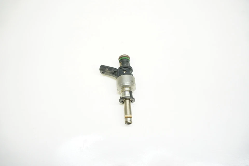 Inyector de combustible de inyección direccional 13-15 AUDI RS5 079906036T Foto 2 de 2