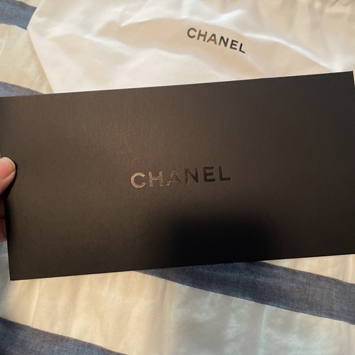 Chanel Drawstring Bag Pouch White & Black Novelty Great - Picture 4 of 15