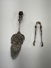 Ancien service à gâteaux, serviteurs et pinces en argent massif 835 rose allemande Hildesheimer