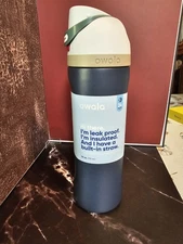 Owala FreeSip Stainless Steel Water Bottle / 24oz / Color: Midnight Surf