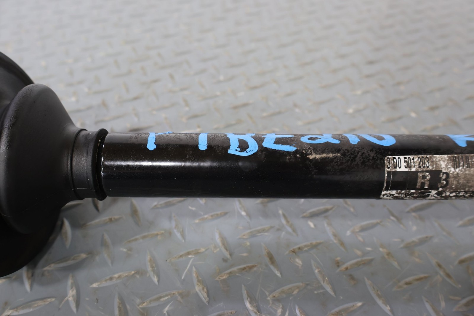 Bentley Continental GT 2006-2010 Rear Right Axle shaft P/N 4E0501203A