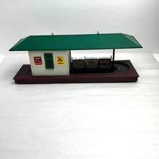356 AUTOMATIC FREIGHT STATION MADE BY THE LIONEL CORPORATION NOT TESTED