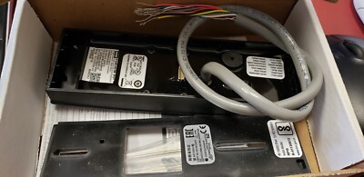HID 910PMNNEKEA0CG multiCLASS SE RP15 Mullion Reader new open box ( B1-5A)