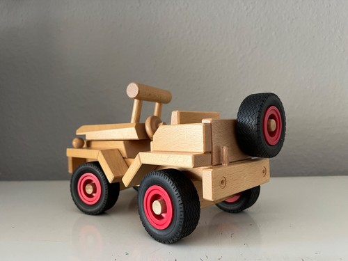 FAGUS JEEP aus Holz - Bild 3 von 11