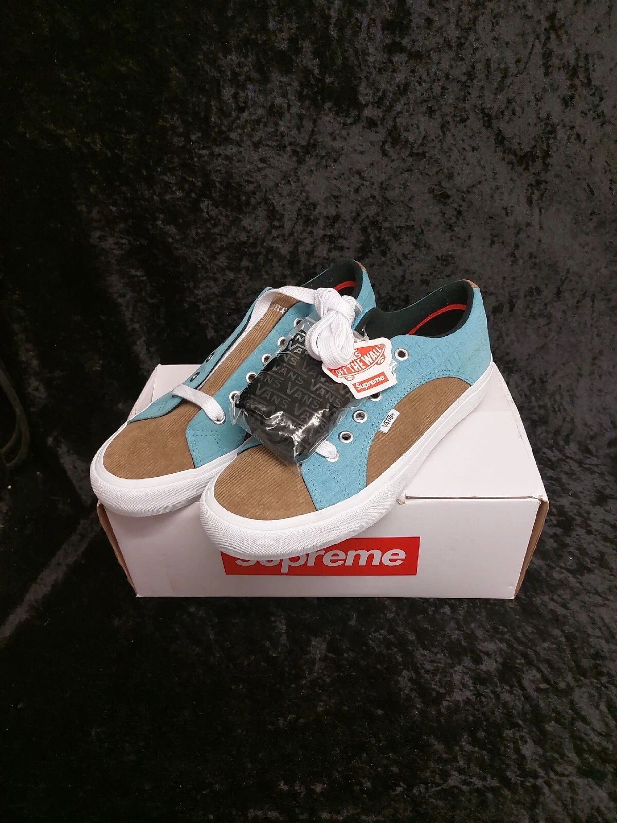 Vans Supreme Lampin Pro Supreme Croc daim UE : 44,5 / US : 11 / UK : 10 neuf et dans son emballage d'origine