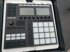 Native Instruments Maschine MK3 Sampler and C...